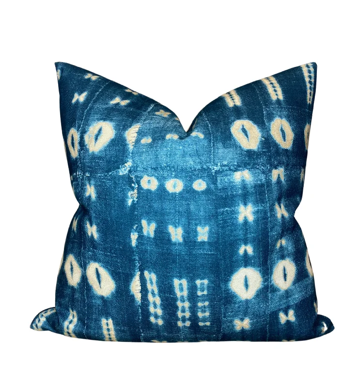 Travel Pillows for Long JourneysMali Mud Cloth Pillow Cover in Indigo