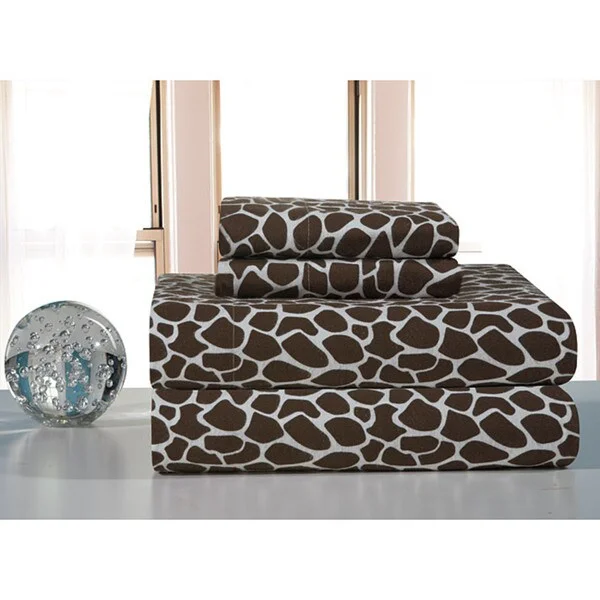 Fitted Sheets with Reinforced Corners for Long - Lasting UseChocolate Giraffe Flannel Bed Sheet Set