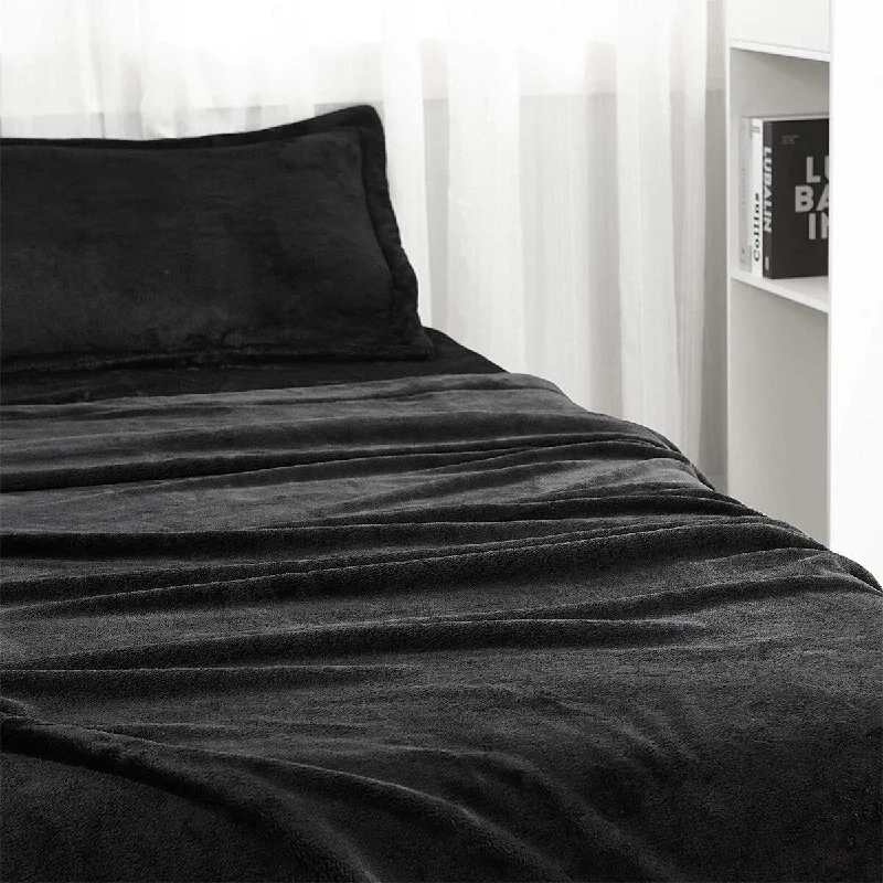 Fitted Sheets with Reinforced Corners for Long - Lasting UseMe Sooo Comfy Bed Sheet Set - Black