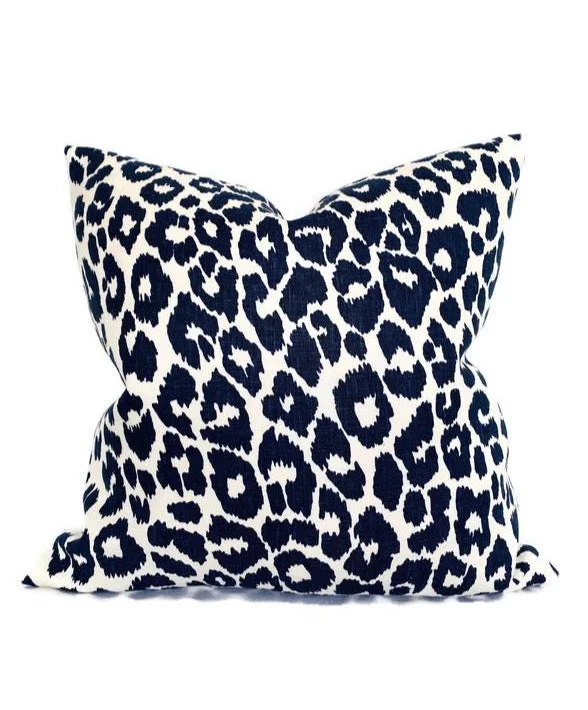 Kids Pillows with Fun DesignsSchumacher Indoor/Outdoor Iconic Leopard Pillow Cover in Ink