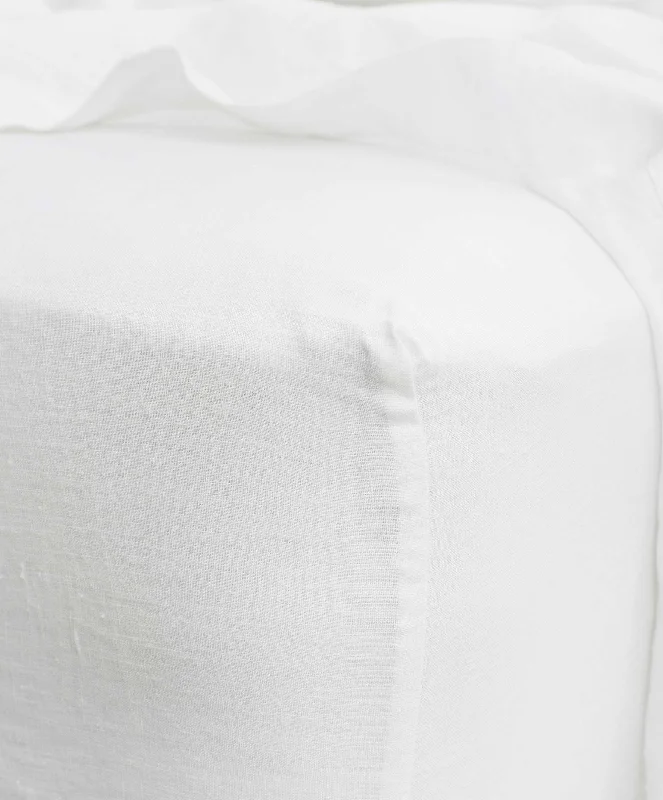 Quilted Cotton Sheets for a Warm and Inviting BedLinen Fitted Sheet - White