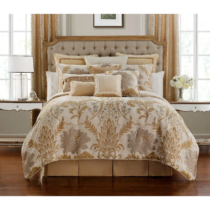 Full - size comforters suitable for full - sized beds in guest rooms or small bedroomsAnsonia Reversible 4PC Comforter Set