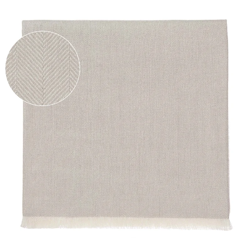 Silk blankets with a smooth and elegant touchAsare Alpaca Blanket [Light grey/Off-white]