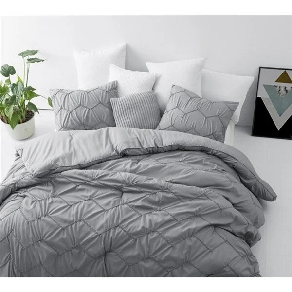 Cotton - filled comforters for a breathable and natural sleep experienceBYB Chevron Waves Supersoft Grey Comforter Set