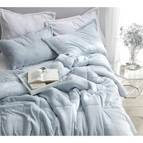 Goose down comforters known for their superior quality and insulationBYB Coma Inducer Comforter - Frosted - Pacific Blue