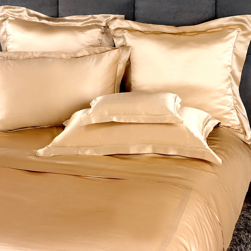 Stain - resistant duvet covers for easy maintenanceClassic Duvet Cover