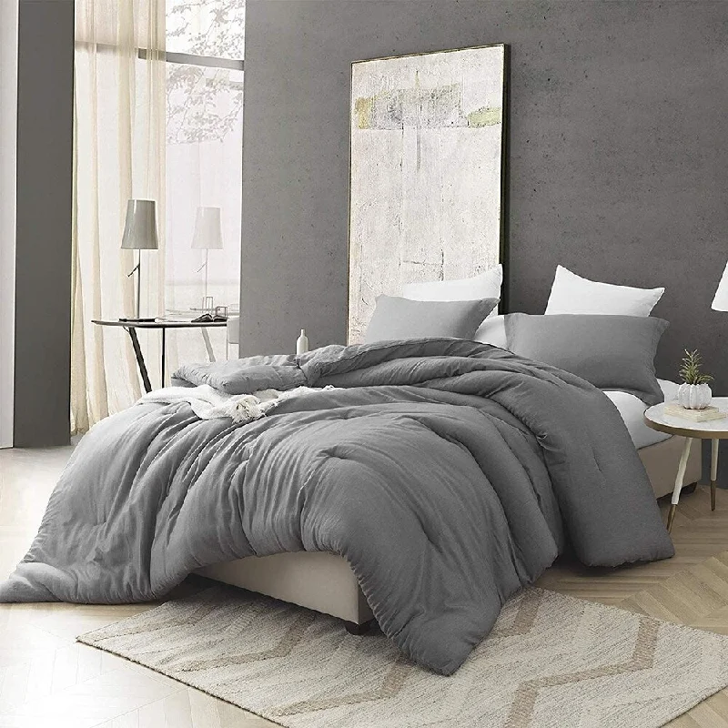 Goose down comforters known for their superior quality and insulationCroscutt - Cavern Gray - Oversized Comforter - 100% Cotton Bedding