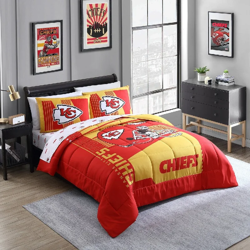 Silk - filled comforters for a luxurious and smooth touchKansas City Chiefs NFL Licensed "Status" Bed In A Bag Comforter & Sheet Set