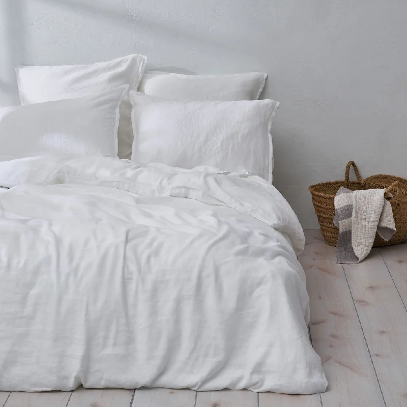 Flannel duvet covers for warmth in cold weatherKassatex Bamboo Duvet Cover | White