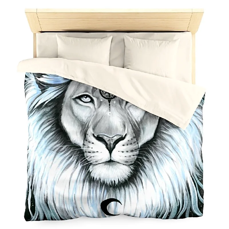 Microfiber duvet covers that are affordable and easy to care forLion Galaxy Duvet