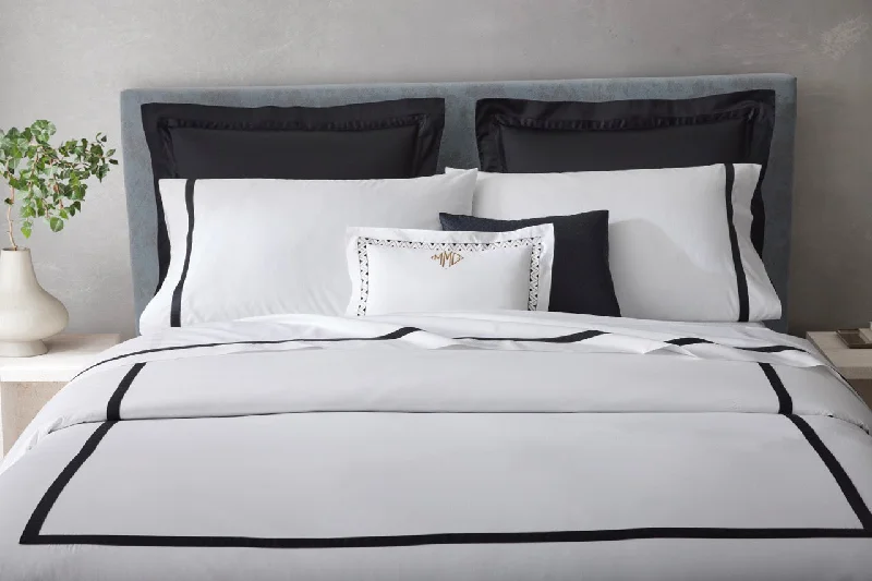 Hotel - quality duvet covers for a luxurious feel at homeLowell | Queen and King Duvet Cover