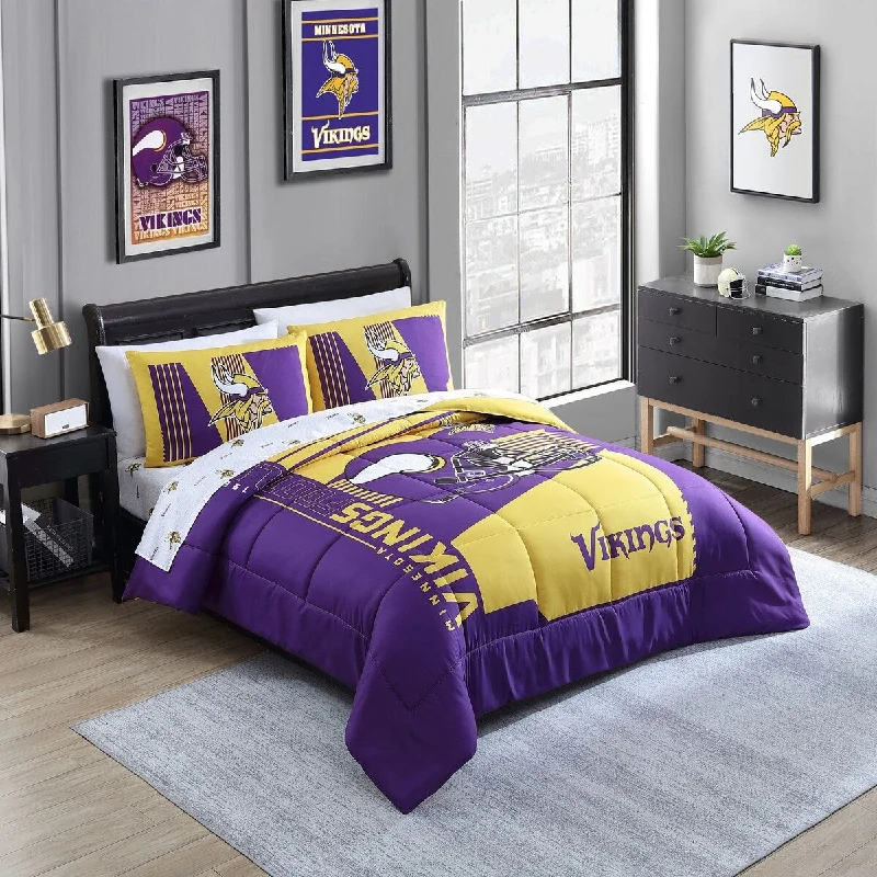 Silk - filled comforters for a luxurious and smooth touchMinnesota Vikings NFL Licensed "Status" Bed In A Bag Comforter & Sheet Set