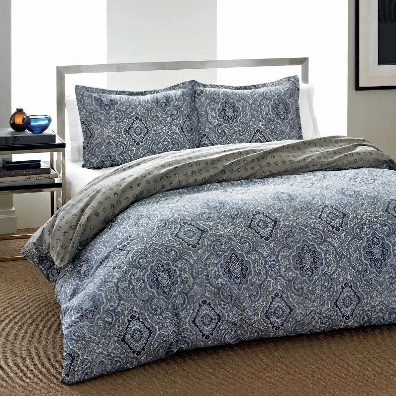 Latex - filled comforters with a bouncy texture and good supportModern Blue Grey Damask Cotton Comforter Set - 2/3-Piece Ensemble