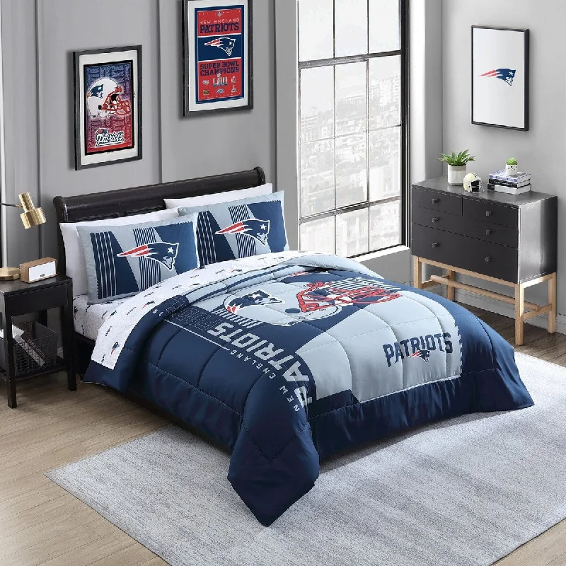 Latex - filled comforters with a bouncy texture and good supportNew England Patriots NFL Licensed "Status" Bed In A Bag Comforter & Sheet Set