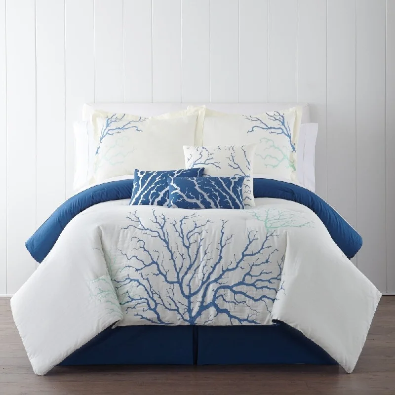 Latex - filled comforters with a bouncy texture and good supportPanama Jack Coral Blue Embroidered 7-piece Comforter Set