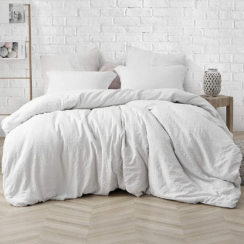 Silk - filled comforters for a luxurious and smooth touchPorch & Den Arlinridge Comforter Set - Farmhouse White