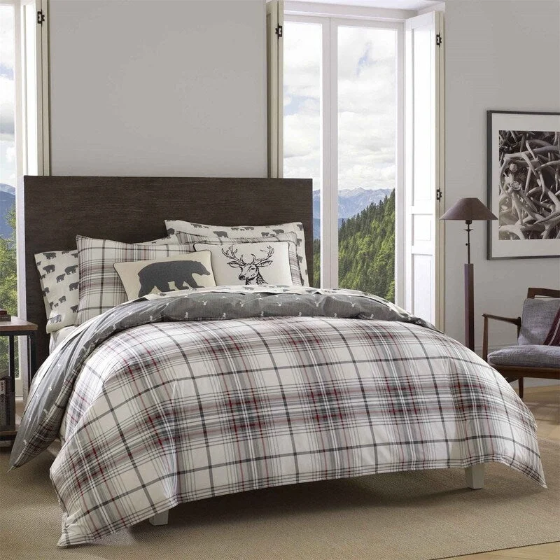 Wool - filled comforters with natural moisture - wicking and temperature - regulating featuresReversible Cotton Bedding Plaid Home Decor for All Seasons