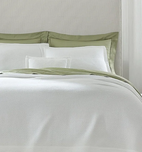 Machine - washable duvet covers for hassle - free cleaningSferra Rombo Coverlet