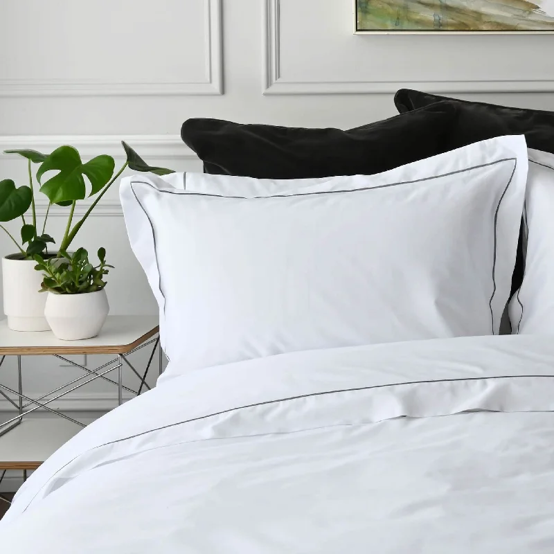 Snap - closure duvet covers for a quick and convenient way to open and closeImperial Hotel Duvet Cover