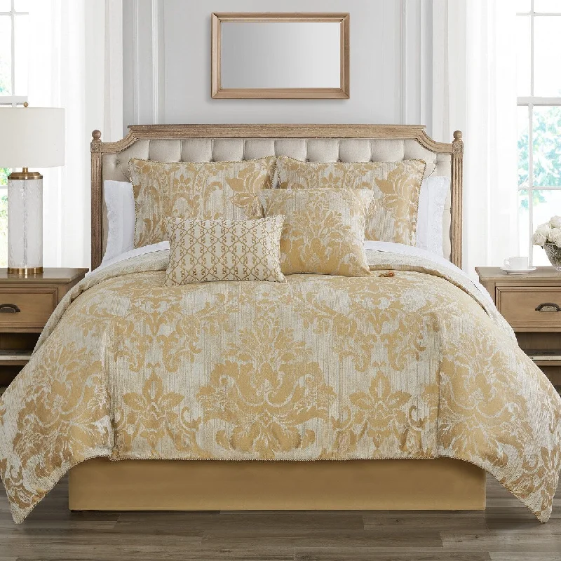 Silk - filled comforters for a luxurious and smooth touchTaza 4PC Comforter Set, Gold