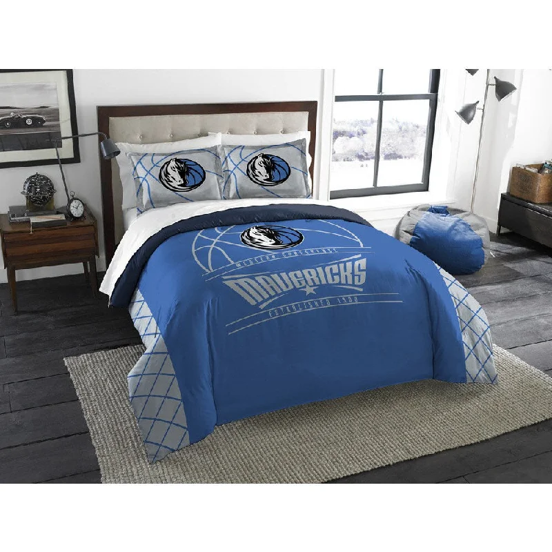 Queen - size comforters for standard queen - sized mattressesThe Northwest Company NBA Dallas Mavericks Reverse Slam Full/Queen 3-piece Comforter Set