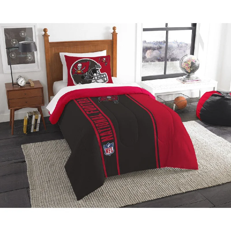 Queen - size comforters for standard queen - sized mattressesThe Northwest Company Official NFL Tampa Bay Buccaneers Twin Applique 2-piece Comforter Set