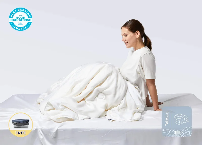 Oversized duvet covers that drape beautifully over the sides of the bed for a luxurious lookPremium Silk Duvet Max