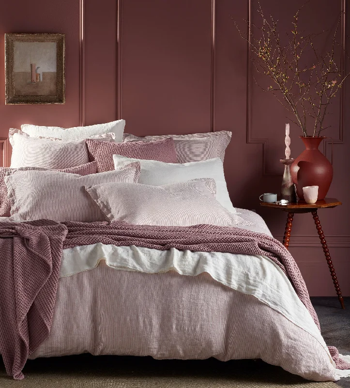 Ombre - colored duvet covers with a gradient effect for a trendy and unique styleVintage Rose Sid Stripe 100% Linen Duvet Cover